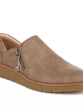 Life Stride Women's Odessey Infinity Comfort Taupe Side Zip Loafers - SZ10